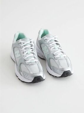 New Balance 530 Women's Silver and Mint Athletic Running Sneakers - W8.5/M7
